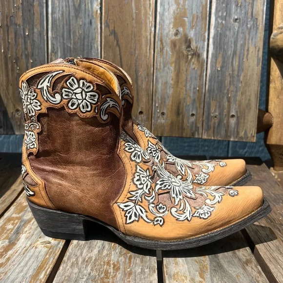 Old Gringo Embossed Cowhide Leather Aster Short‎ Oryx Booties  Size 7.5 B - Picture 2 of 6